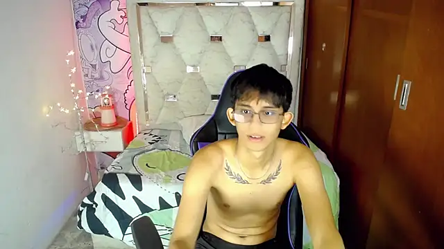 zxvn n online show from June 3, 1:46 pm