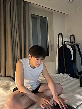 k-kinky online show from June 17, 6:09 pm