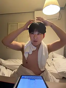 k-kinky online show from June 12, 9:18 am