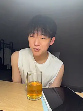 k-kinky online show from June 8, 5:36 pm