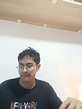 xanderlover online show from June 20, 3:11 am
