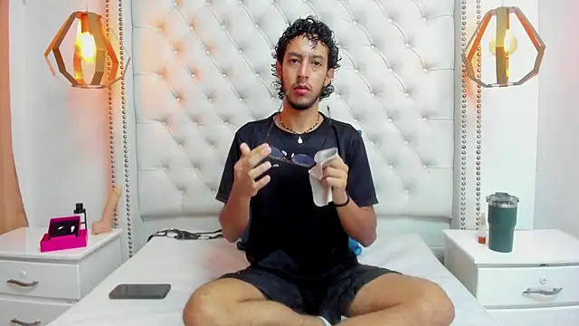 LEO SANZ66 online show from June 23, 12:31 pm