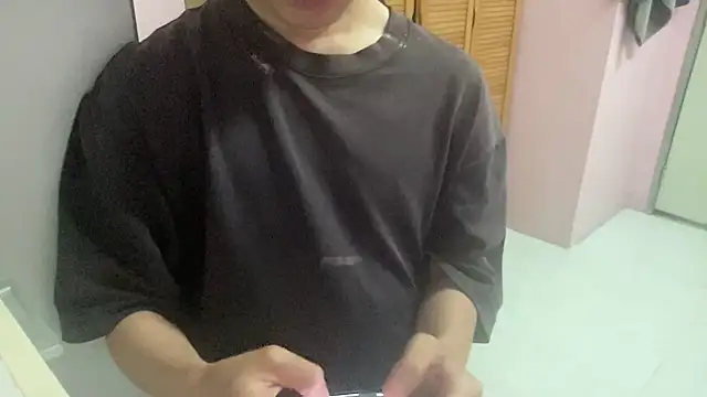 Asianbigfun online show from June 25, 2:33 pm