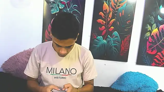 Luxury Guy online show from June 10, 11:56 am