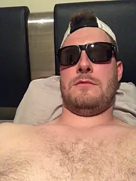 maleblond online show from June 10, 12:56 am