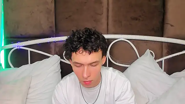 Jacob Davidson online show from June 20, 5:18 pm