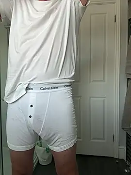 Erexsean66 online show from June 22, 4:00 pm