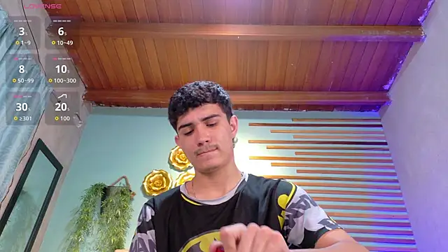 aalejo gray online show from June 15, 7:39 pm
