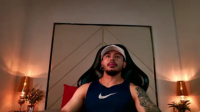 Justin WhiteJS online show from June 4, 4:24 pm