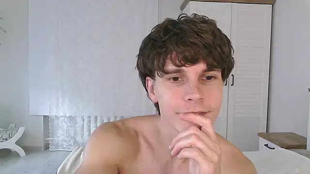 Eric Crush online show from June 23, 4:28 am