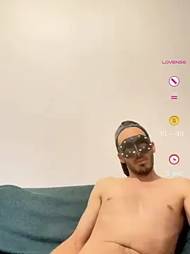 TomDesire online show from June 23, 8:12 pm