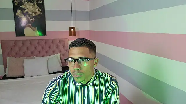 theo steel  online show from June 8, 1:12 pm