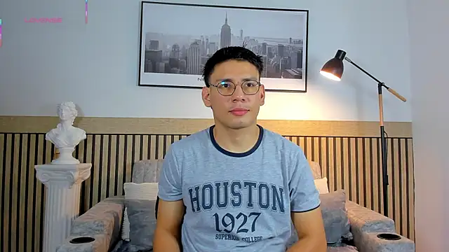 marcuswildx2 online show from June 9, 10:33 pm