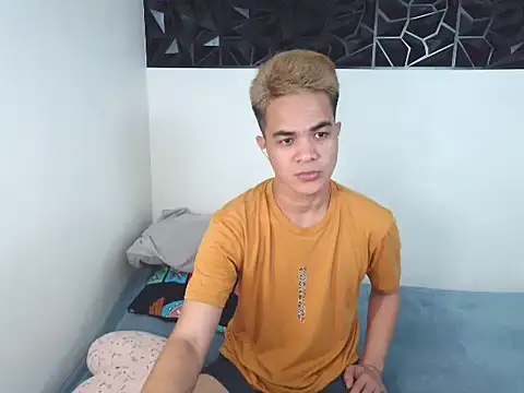 yourmikexxx online show from June 19, 5:29 pm