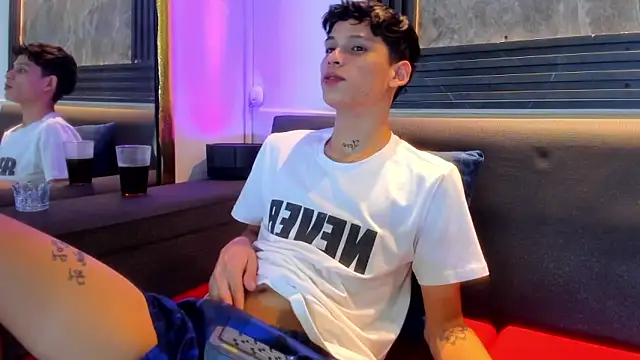 Brianhot0F online show from June 10, 11:12 am