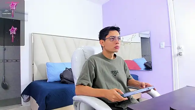 Ethan12  online show from June 24, 3:20 am