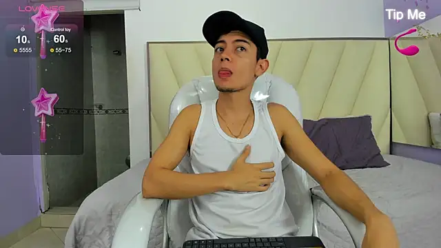 Ethan12  online show from July 23, 3:15 am