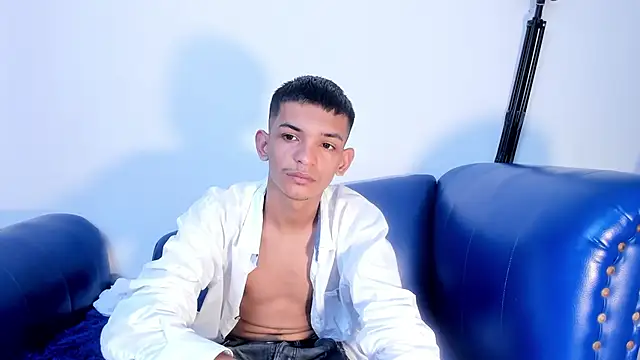 littlecum18 online show from June 20, 2:44 pm