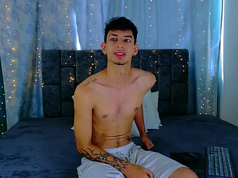 LyanLazarBBC online show from June 12, 1:09 pm