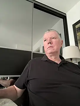 Snapshot of cumboy chatting on January 23, 10:54 am cumboy online show from January 23, 10:54 am