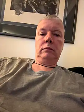 Snapshot of cumboy chatting on September 21, 9:37 pm cumboy online show from September 21, 9:37 pm