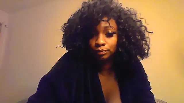 sunnymochaqueen online show from June 30, 3:29 am