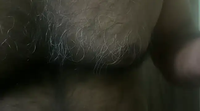 Snapshot of SatBull007 chatting on January 9, 6:57 pm SatBull007 online show from January 9, 6:57 pm