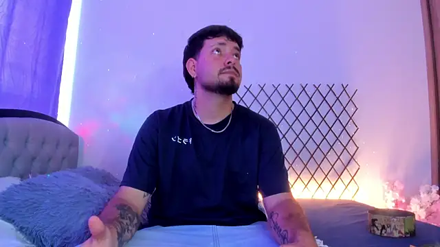 my max online show from July 21, 8:11 pm