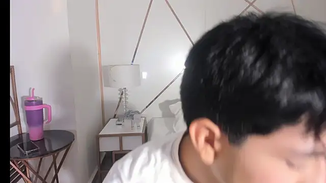 xoxoevy online show from July 22, 1:47 pm