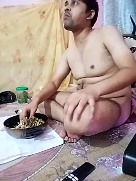 krvinay39 online show from April 26, 7:32 pm