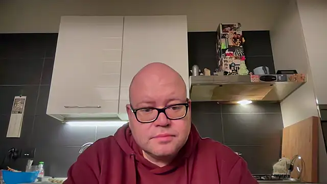 theitalianbear online show from December 21, 3:03 am