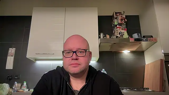 theitalianbear online show from February 4, 12:19 am