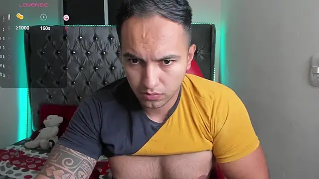 mrloganfuck1 online show from April 21, 5:46 am