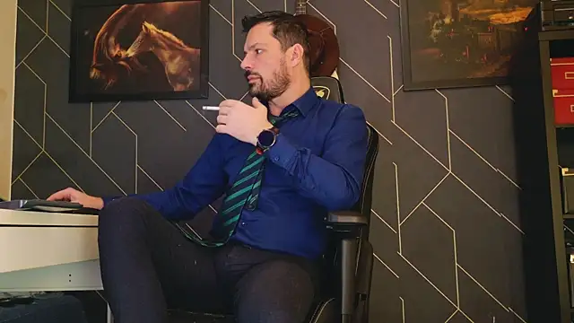 Snapshot of ChrisKox chatting on February 11, 1:31 am ChrisKox online show from February 11, 1:31 am