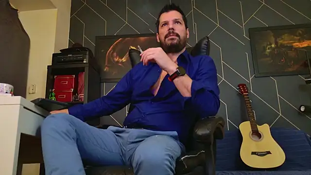 Snapshot of ChrisKox chatting on January 19, 5:58 am ChrisKox online show from January 19, 5:58 am