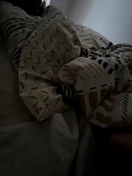 alexandreeeeeeeeee online show from December 5, 2:35 pm