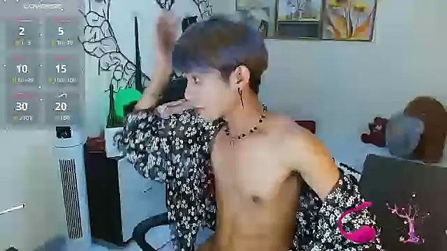 Snapshot of WildestTwink chatting on September 10, 4:38 pm WildestTwink online show from September 10, 4:38 pm