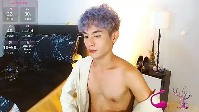 WildestTwink online show from April 16, 8:09 pm