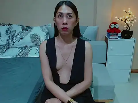 cummleahcumm online show from April 2, 3:09 pm