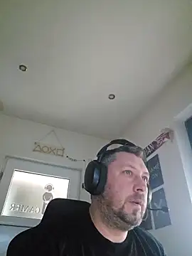 ktmtom247 online show from February 8, 7:47 am