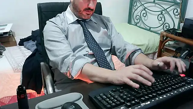 Italian dark desire online show from December 2, 10:46 pm