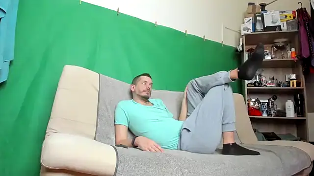 viraglaci18xh online show from April 22, 4:23 pm