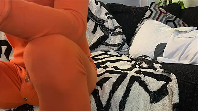 bestofdoseswirls online show from March 16, 5:44 am