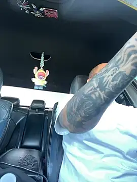 Slumlords online show from February 23, 10:33 pm