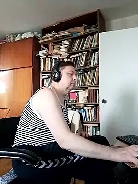Pokaz2020 online show from June 14, 8:05 am