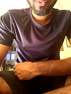 Snapshot of Babboy_24 chatting on February 9, 3:32 am Babboy 24 online show from February 9, 3:32 am