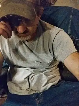 ROBERT0516 online show from April 19, 4:45 am