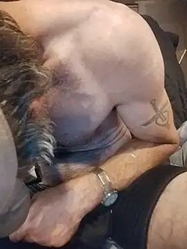 ROBERT0516 online show from May 19, 3:24 am