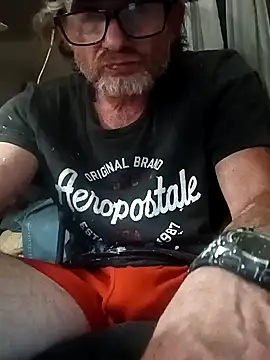 Snapshot of ROBERT0516 chatting on September 13, 7:09 am ROBERT0516 online show from September 13, 7:09 am