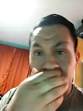 Snapshot of gusaven chatting on March 10, 8:39 am gusaven online show from March 10, 8:39 am
